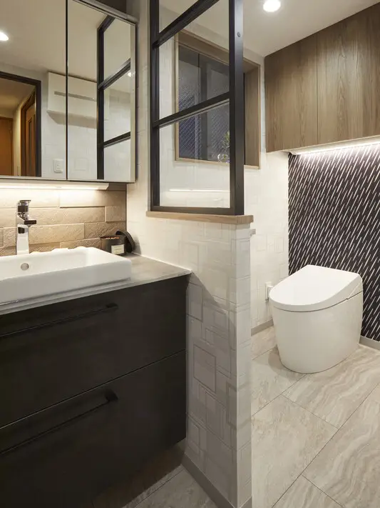 デザインにこだわった開放的な水廻り空間